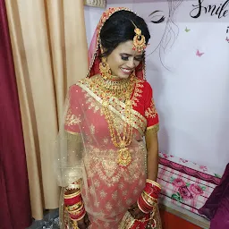 Akarshan Beauty Parlour