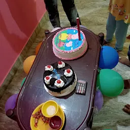 Akash cake house