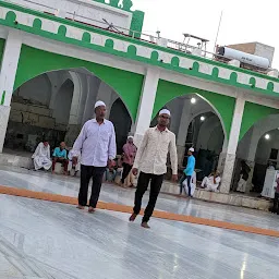 Akbari Masjid