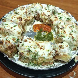 Akkad Bakkad Bombay Boo - Restaurant - Cafe, Vapi