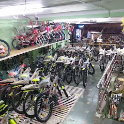 AkshayCycle showroom