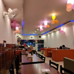 Akshays Restro - Restaurants