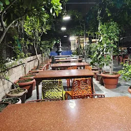 Al Arabi Restaurant المطعم العربي