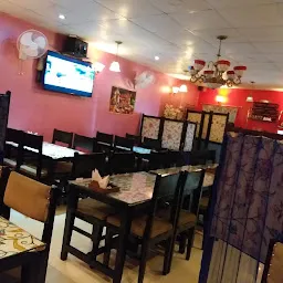 Al-Muizz Fast Food & Restaurant