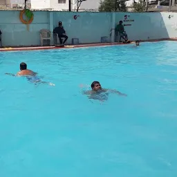 Al Nahdi Swimming Pool تیراکی