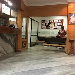 Alakh Nayan Mandir