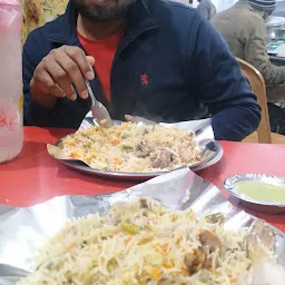 ALAM MURADABADI BIRYANI CHICKEN CORNER