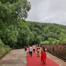 Alaya pradakshina new path, north side