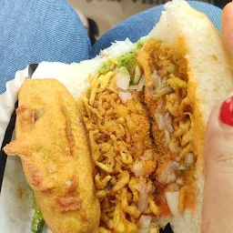 Alibag Cha Vadapav - Thane