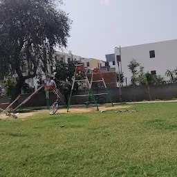 Alkapuri Kids Park