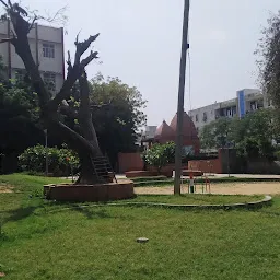 Alkapuri Kids Park