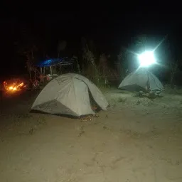Alvin c river side campsite Dawki (Camping 01)