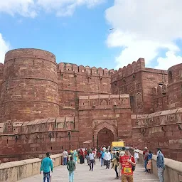 Amar Singh Gate