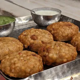 Amdavadi Gujarati Snack House