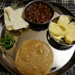 amdavadii Foods