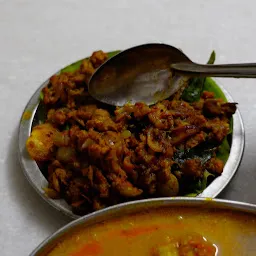 Ammayi Veedu Pot Cook