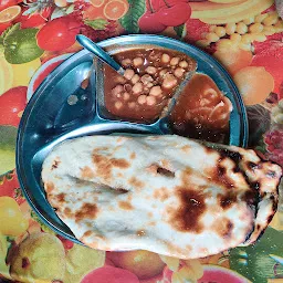 Amritsari Chole Kulche