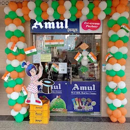 Amul Cafe (Creffles N' Coffee)