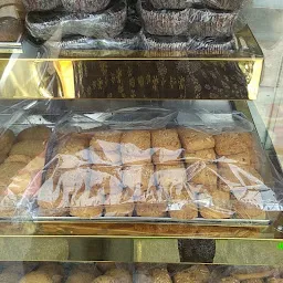 Anand bakers
