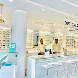 Anandam Netralaya Indore ! Best Eye Hospital Indore ! Cataract, Lasik, ICL, Glaucoma Surgery & Treatment