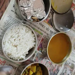 Anandi tiffin service (Geeta Aunty )