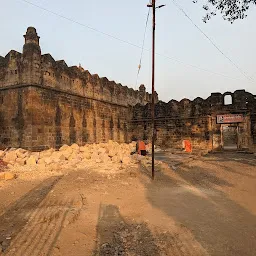 Anchaleshwar Temple & Fort