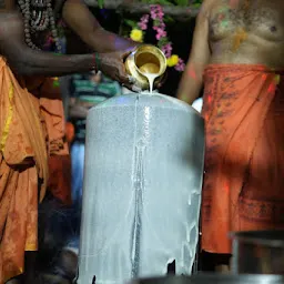 Ancient 5.5Feet Sivalingam Annamalaiyar Temple