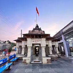 Ancient Shiv Temple, Babupeth