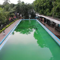 Anderson club swimming pool