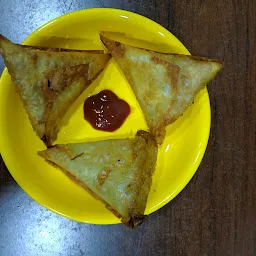 Annie's Samosa Point