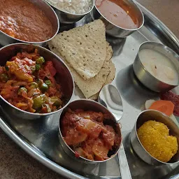 Apna Restaurant|Restaurant Indore