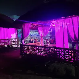 Aqua Dive & Old Hut Restaurant