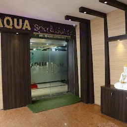 Aqua Spa & Saloon