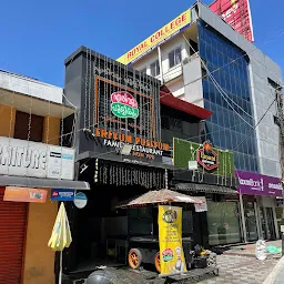 Arabiyum Malayaliyum Restaurant