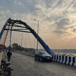 Arch Bridge, Lower Lake