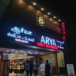 Arya Restaurant & Café