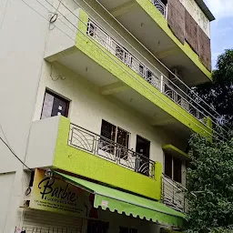 Aseet A Luxury Girls Hostel