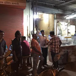 Ashapura Dabeli & Samosa Corner