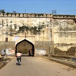 Asht Dhatu Gate
