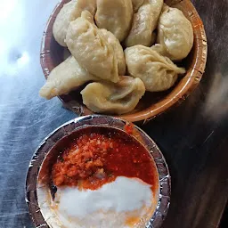 Aunty Momos