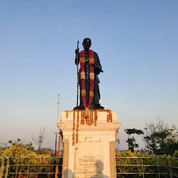 Avvaiyar Statue