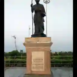 Avvaiyar Statue