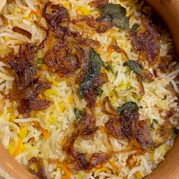 Ayzza Biryani