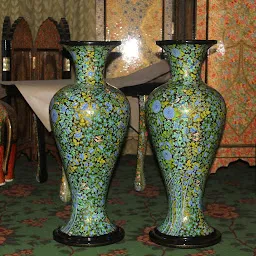 Baba Art And Crafts - Kashmiri Handicrafts Manufacturers and Wholesellers
