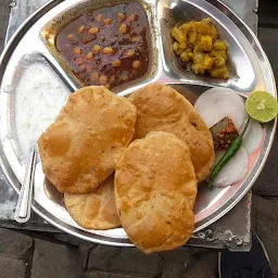 Baba chola bhatura