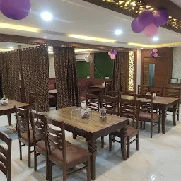 Baba Family Restaurant C/O- Hotel Shakti & Banquets