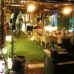 Bali's Rooftop Lounge - Bar & Lounge In Chandigarh - Best Restaurant In Chandigarh