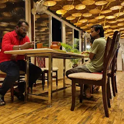 Bambu's Roof inn