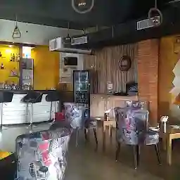 Bambukat Restaurant & bar