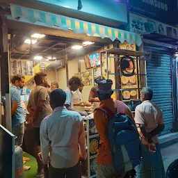 Banaras roti & paratha corner